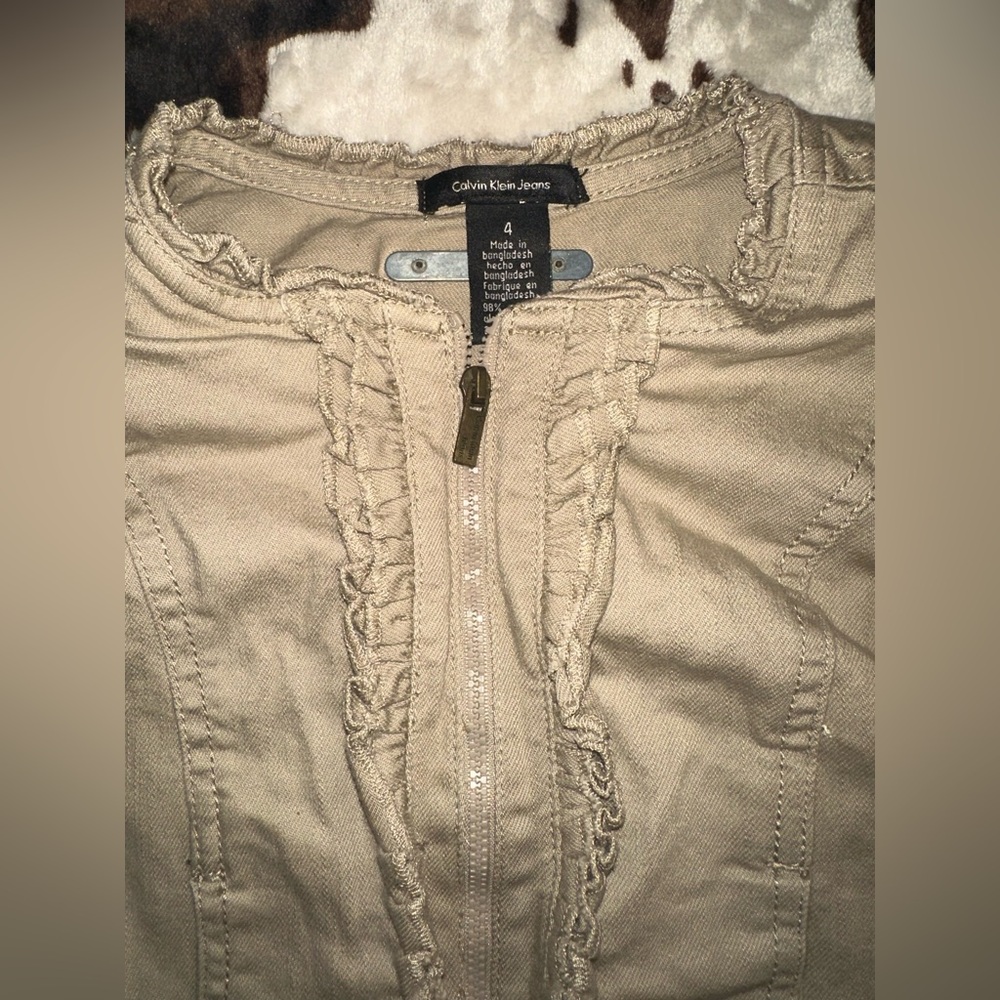 Girls Calvin Klein jean jacket - Picture 4 of 6
